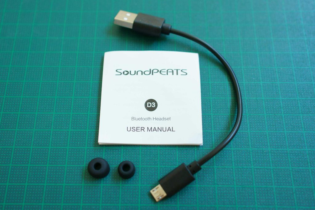 SoundPEATS Bluetooth ヘッドセット内容物