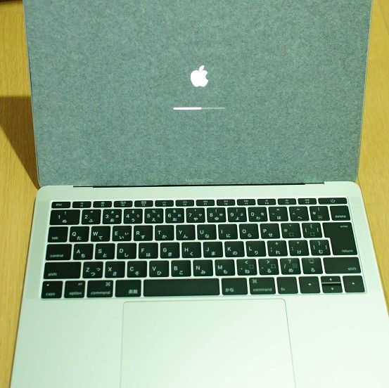 MacBookPro 新品同様の初期画面